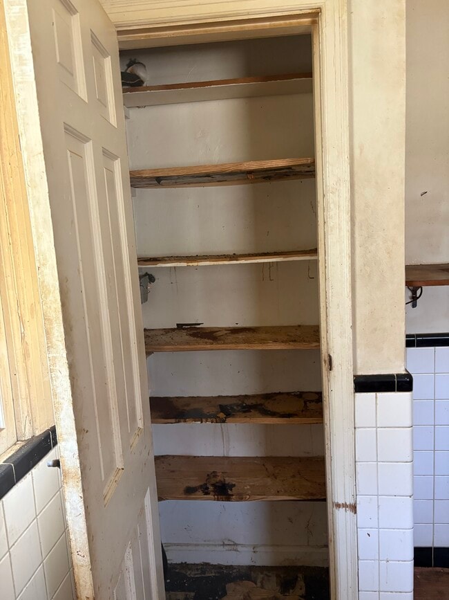 Photo - 8565 Lowell St