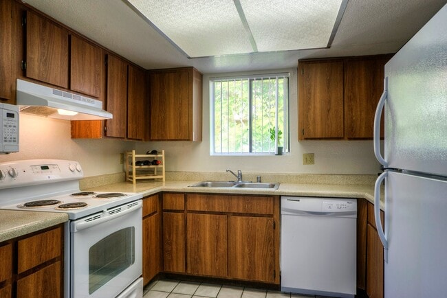 Photo - Unit Available in Tempe!