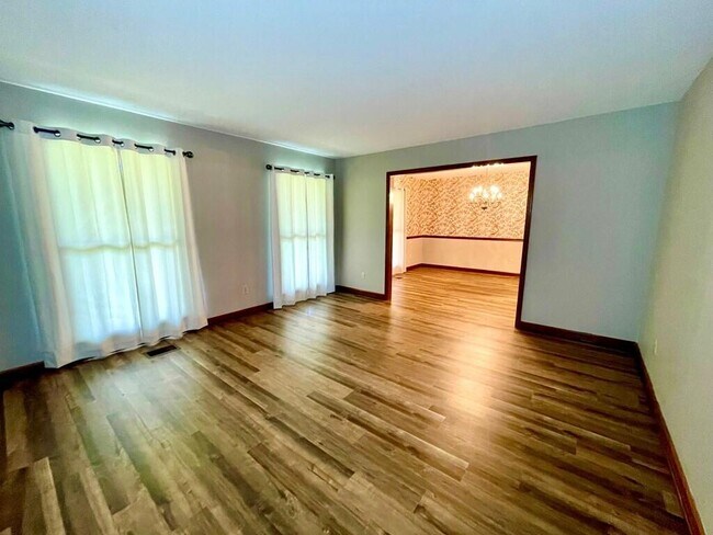 205 Browning Pl
