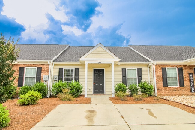 Photo - 184 Buckhaven Way