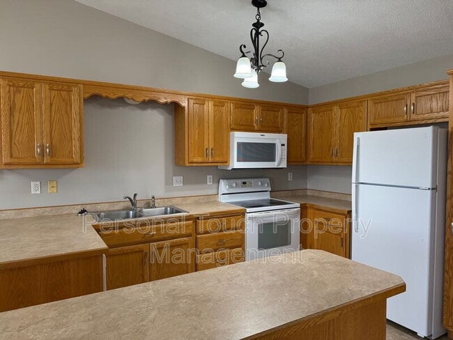 Building Photo - 3400 10th St S