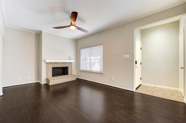 Photo - 726 Bering Dr Unit True