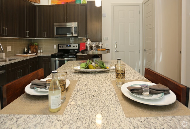 Stainless Appliances - Infinity on the Point Rental
