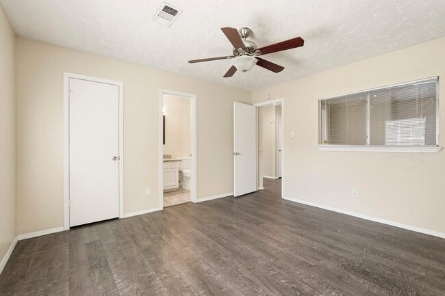 Building Photo - 16235 Cutten Rd