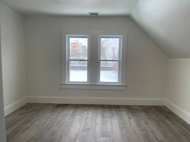 Photo - 70 Arlington St Unit 3 bedroom apartment 3rd flr