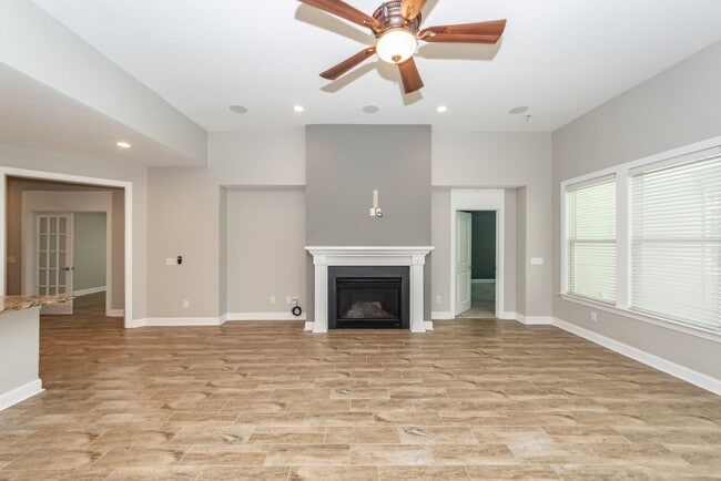 Photo - 2 Bedroom, 2 Bathroom Home in Cresswind 55+ - Summerville