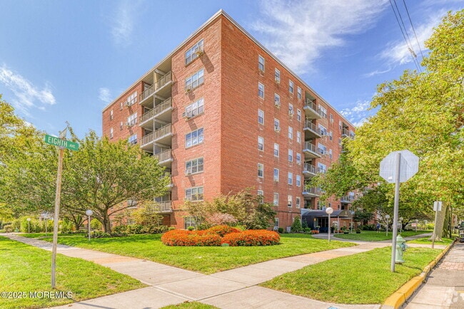 Building Photo - 1615 Park Ave Unit 3B Rental