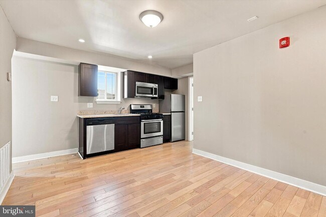 Photo - 1800 Titan St
