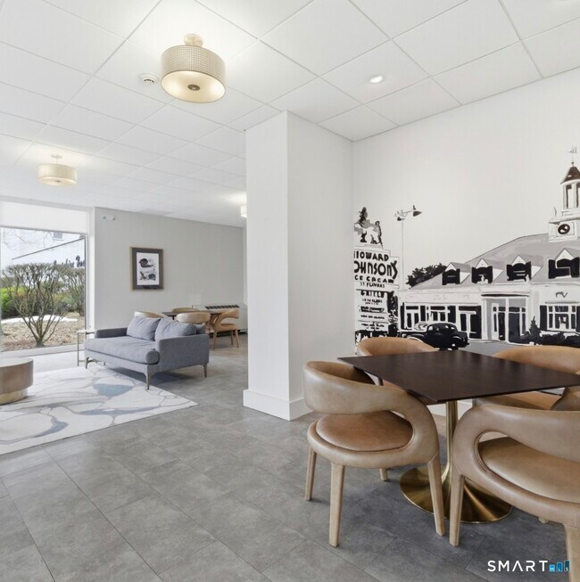 Photo - 893 Farmington Ave Unit 2F