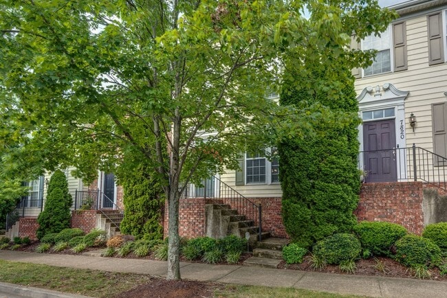 Photo - 3-Bed/2.5-Bath in Lenox Village