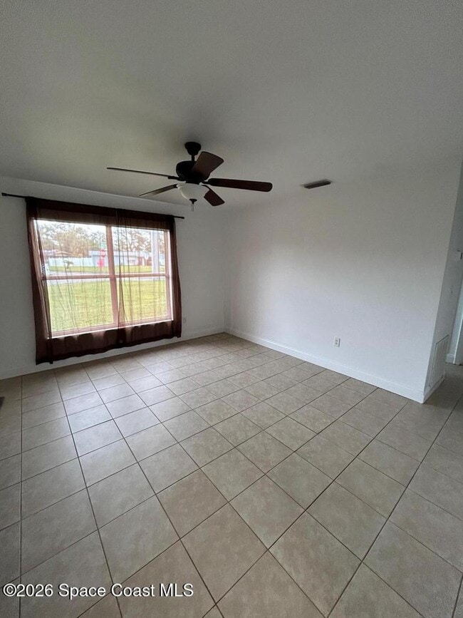 Photo - 1750 Cowan Dr