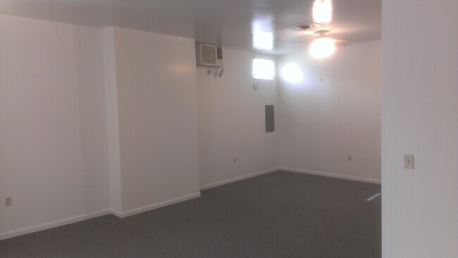 159 River St Unit 166B