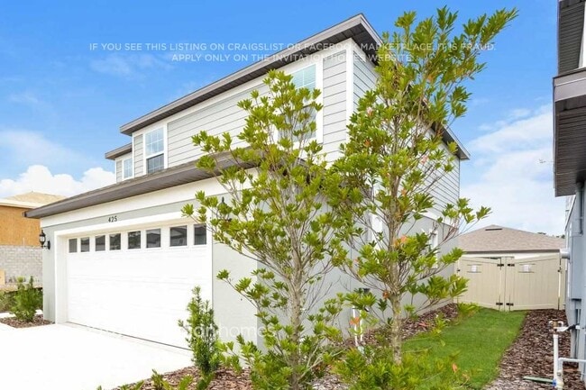 Photo - 425 Waterford Dr