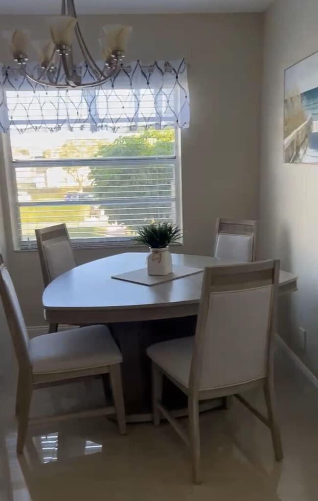 Photo - 766 Normandy Trail Unidad 766