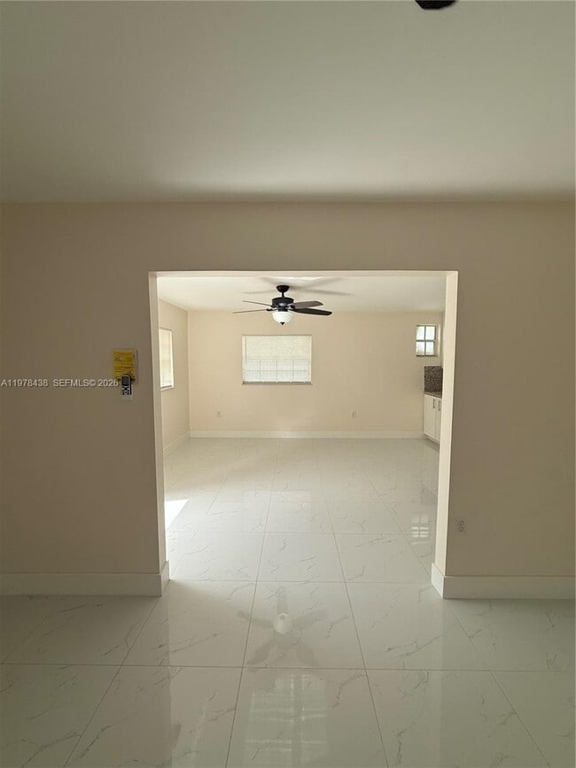 Photo - 11690 SW 185th St Unit 1