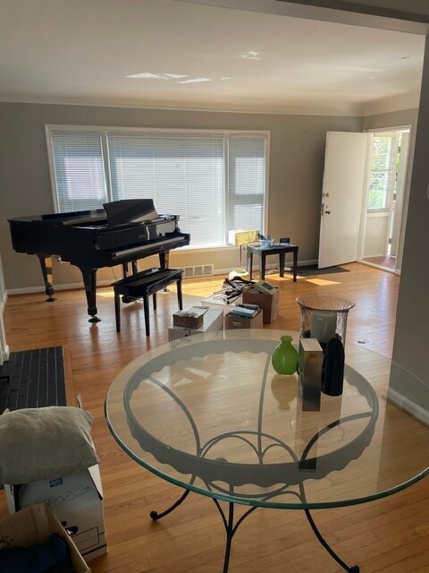 Living-room (piano NOT included & others) - 1017 Henrietta St Unit 1017