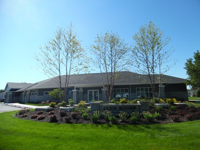 ClubHouse - Frenchtown Villa/Elizabeth Woods Apartments