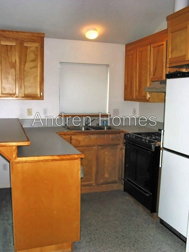 Photo - 1841 Alice St