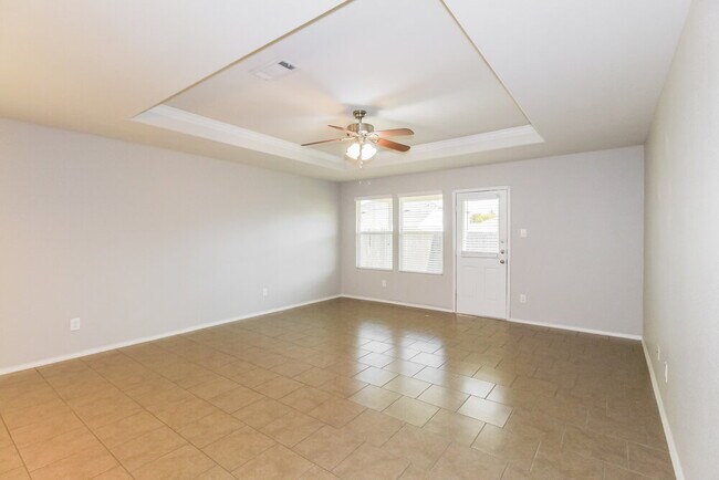 Photo - 128 Feverbush Dr House