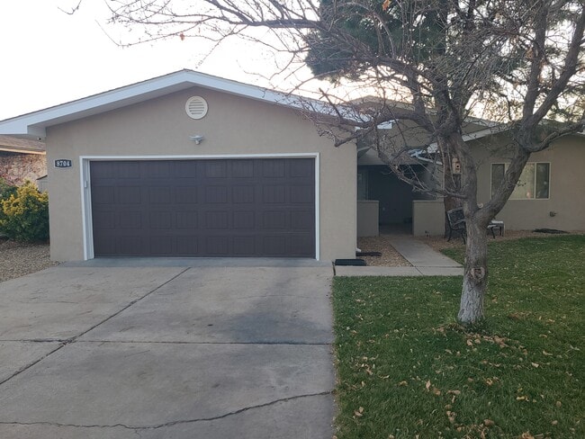 Photo - 8704 Rough Rider Rd NE