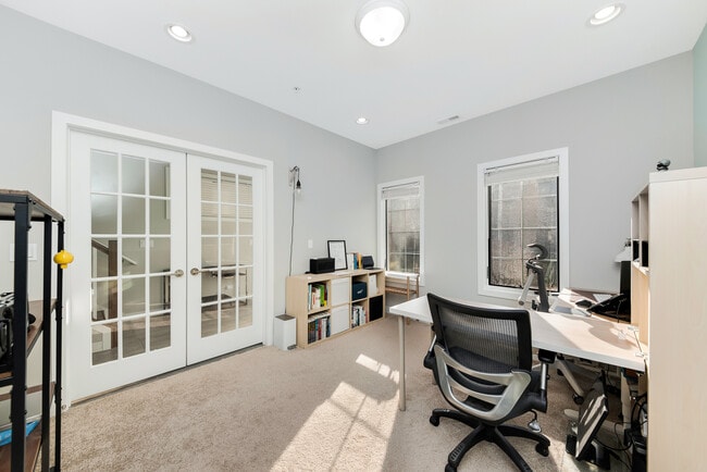 Photo - 1025 Walnut Wy