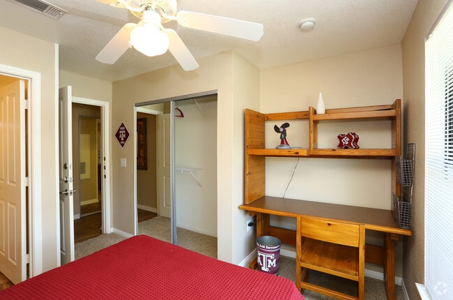 4BR-4BA Bedroom