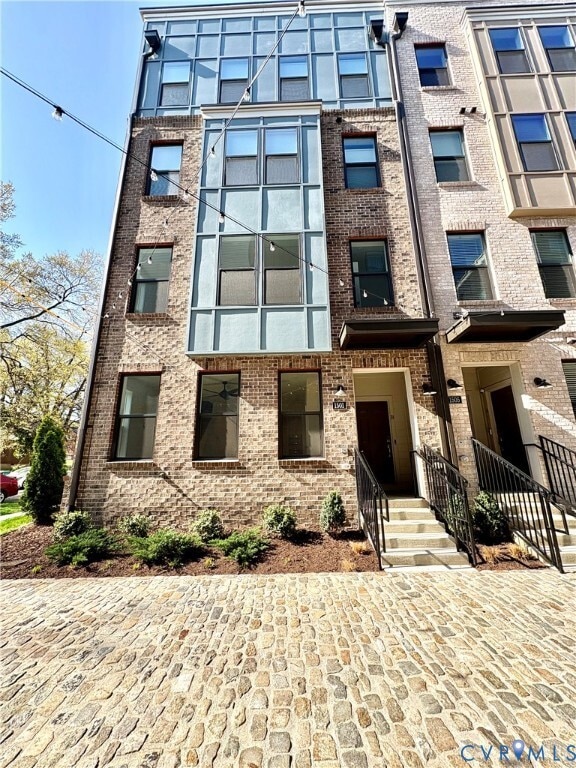 Building Photo - 1501 W Moore St