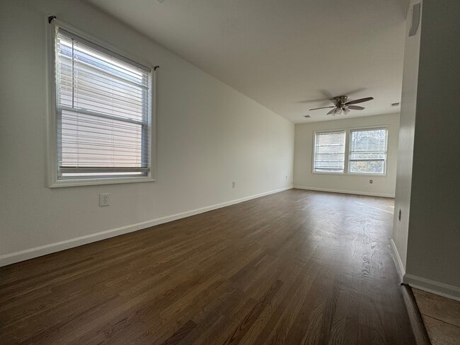 Photo - 121 12th Ave Unit 1