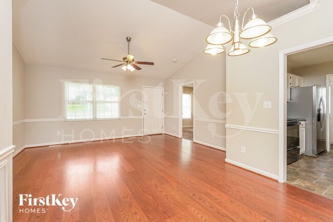Photo - 514 3 Oaks Dr