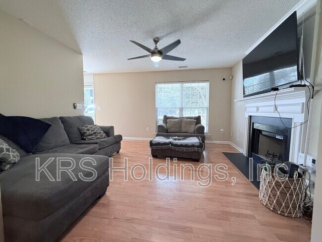 Photo - 4209 Fawn Glen Dr