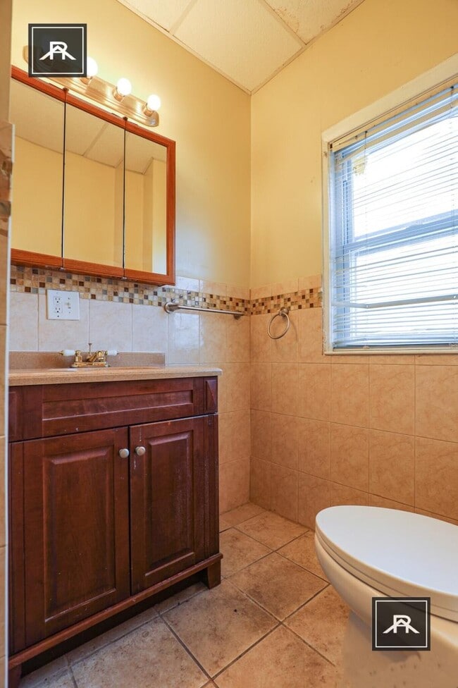 Photo - 5 bedroom in Brighton MA 02135