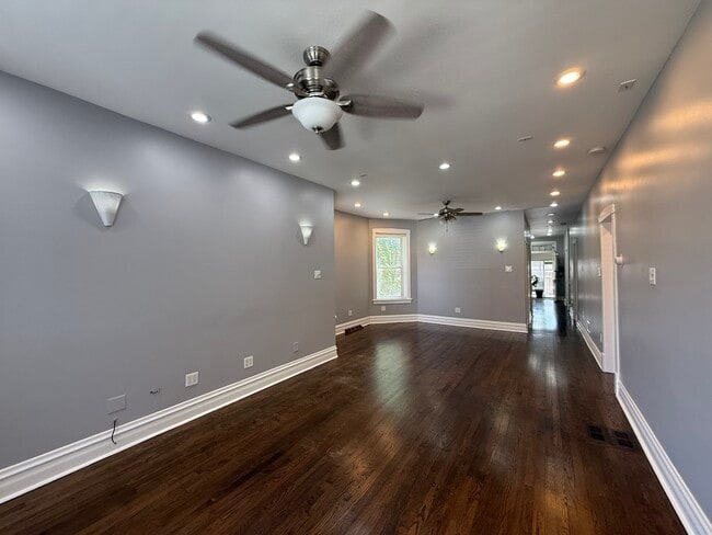 Photo - 3721 W Belden Ave Unit 1