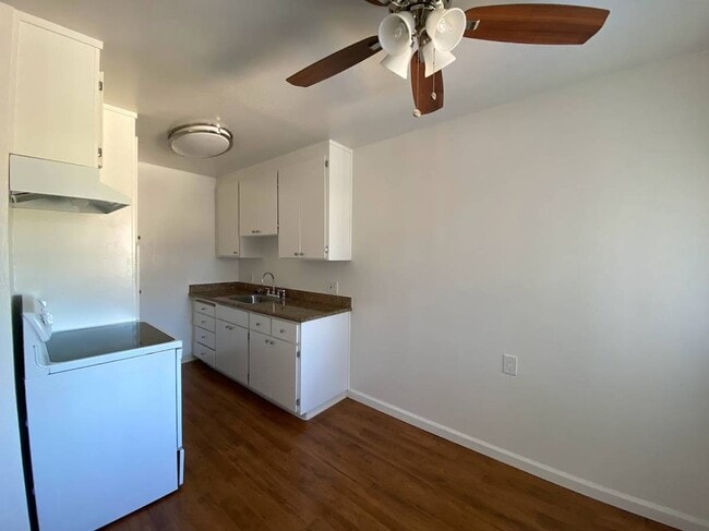 Photo - The Pines Apartments