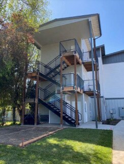 Photo - 433 Chemawa Rd NE