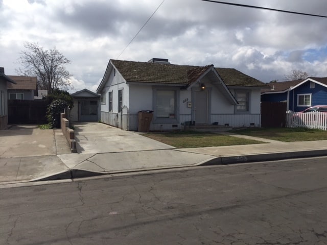 Building Photo - 303 Harding Ave.