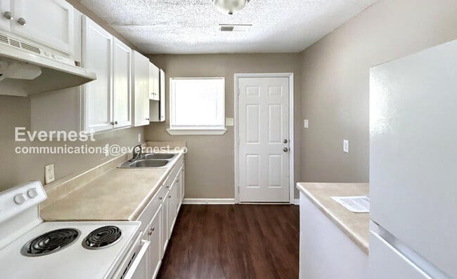 Photo - 1850 17th Ct N