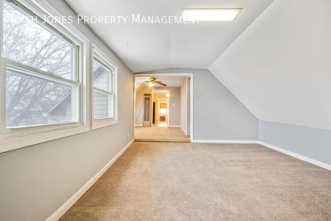 Photo - 194 Central Ave Unit Upper