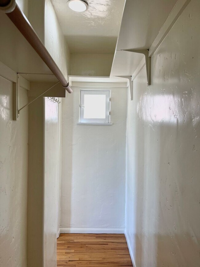 Spalding Apartments Unit 326 Beverly Hills, CA