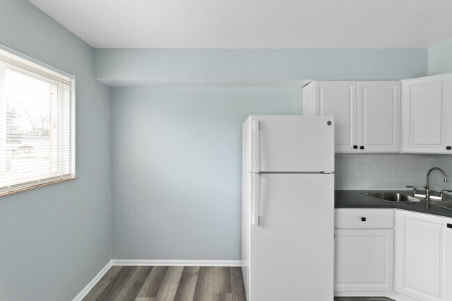 Photo - Skyline Apartments