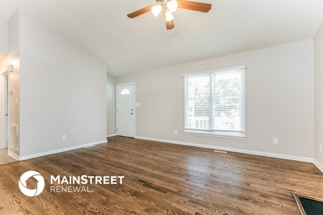 Photo - 815 Grandview Dr