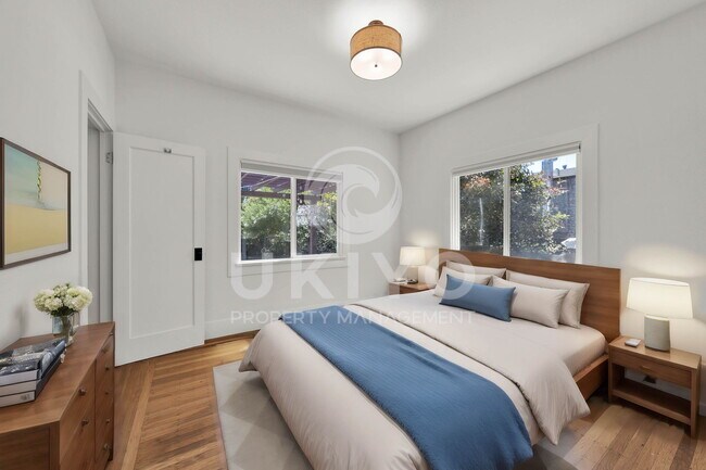 Photo - 1108 Dwight Way