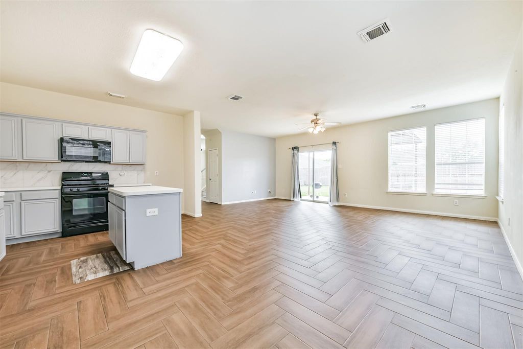 Photo - 12018 Country Orchard Ln