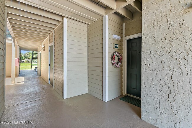 Photo - 900 Ironwood Dr Unit 917
