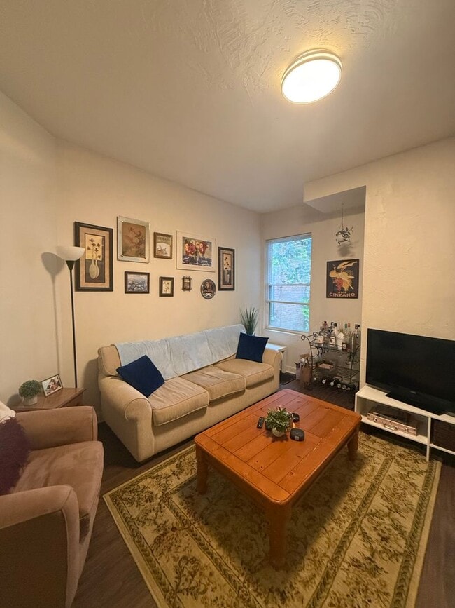 27 Welsford St Unit 01