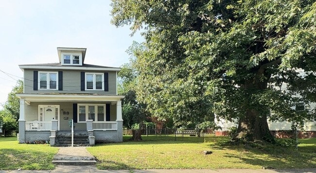 Building Photo - 1807 Springfield Ave Unit 1807 Springfield - 2