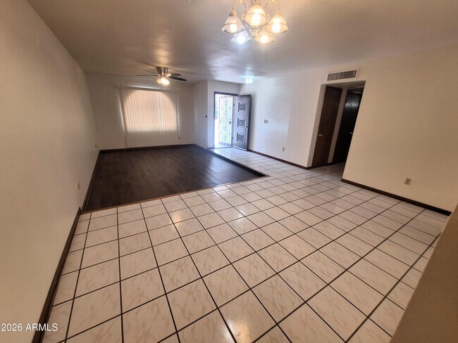 Photo - 4142 W Sunnyside Ave