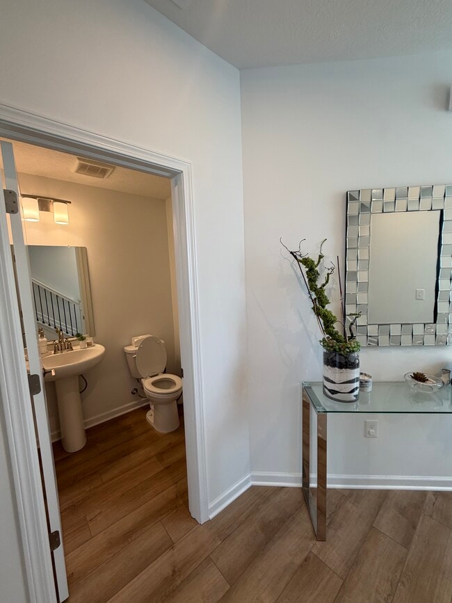 Photo - 3357 Abberley Dr