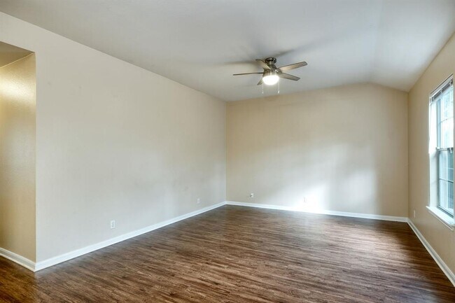 Photo - 3201 El Salido Pkwy