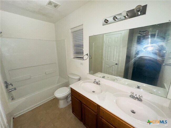 Photo - 4509 Auburn Dr