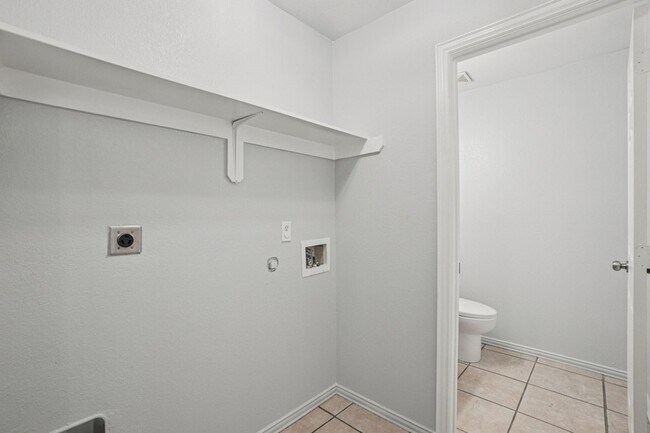 Photo - 4021 Preferred Pl